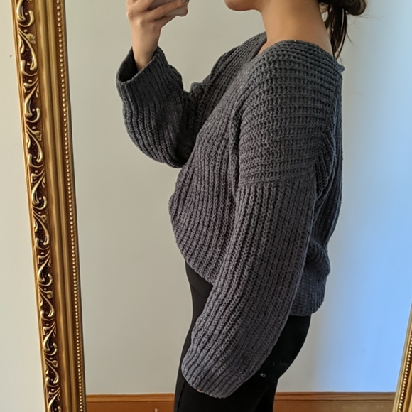 Sweater - Picture 2 of 8